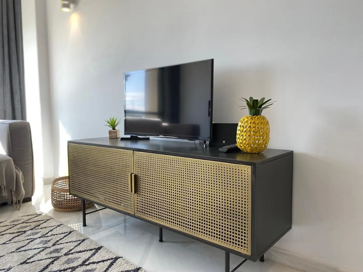 Ricardo Soriano 16 Center Of Marbella - Eaw Homes