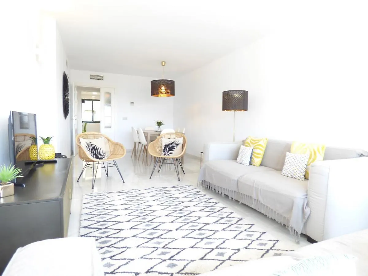 Ricardo Soriano 16 Center Of Marbella - Eaw Homes